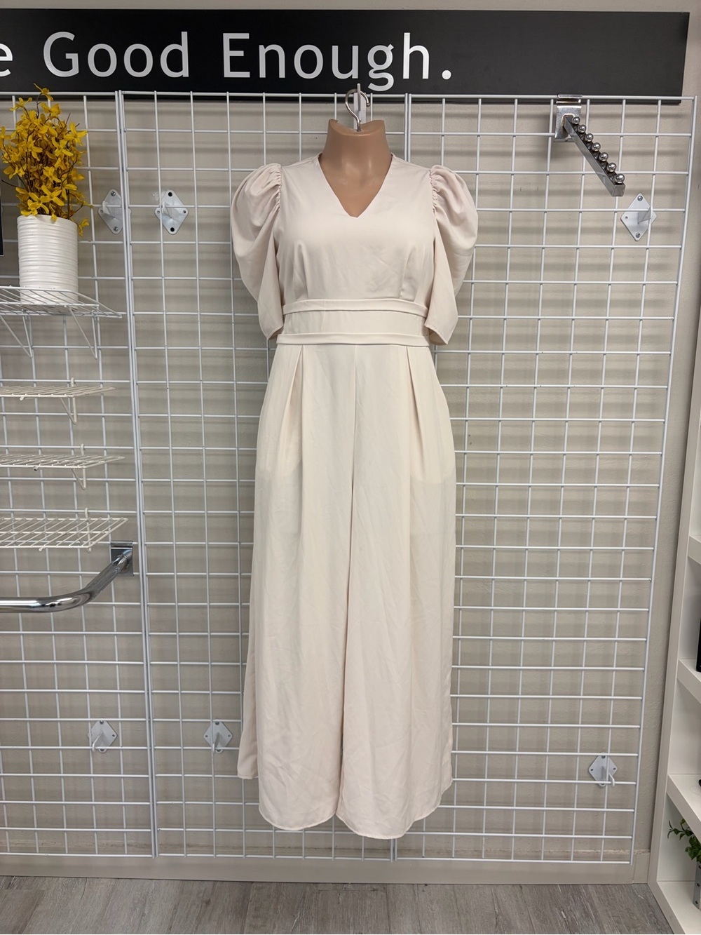 Cupshe Cream V-Neck Puff Sleeve Jumpsuit
